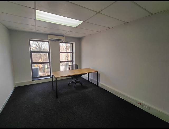 235M² OFFICE TO LET IN HURLINGHAM